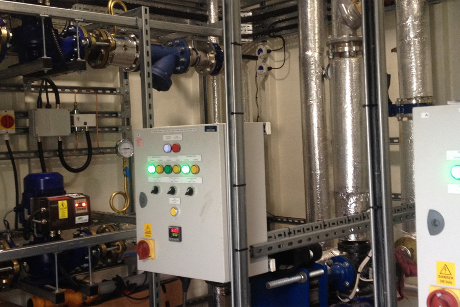 Harvey Nichols_0002_Layer 6