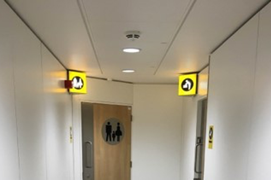 Passenger toilets_0000_Layer 23